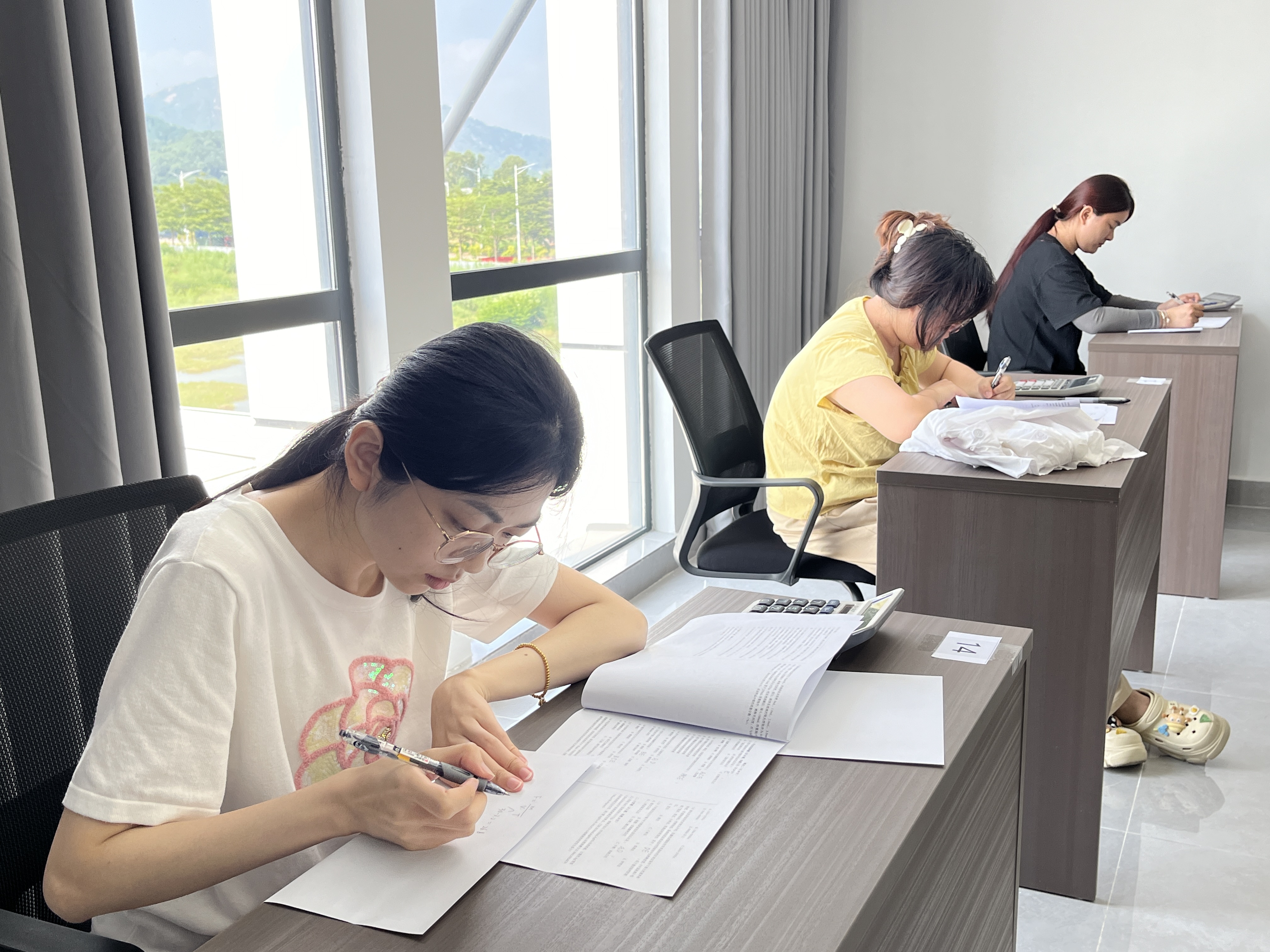 2024.9.2 汕尾市市場監(jiān)督管理局成功舉辦汕尾市2024年食品藥品檢驗(yàn)技能比賽2.jpg