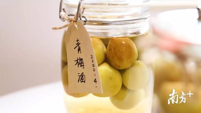 李劼攝。